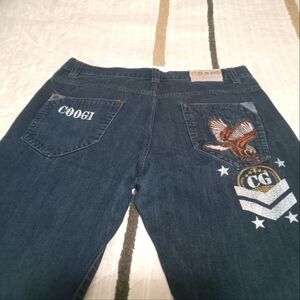Coogi 38x32 jeans needs a pull for Zipper